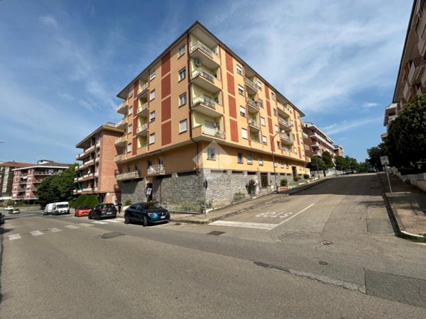 appartamento in vendita ad Asti