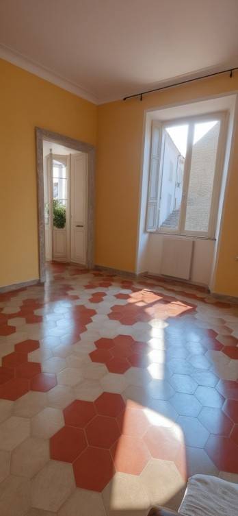 appartamento in vendita ad Asti