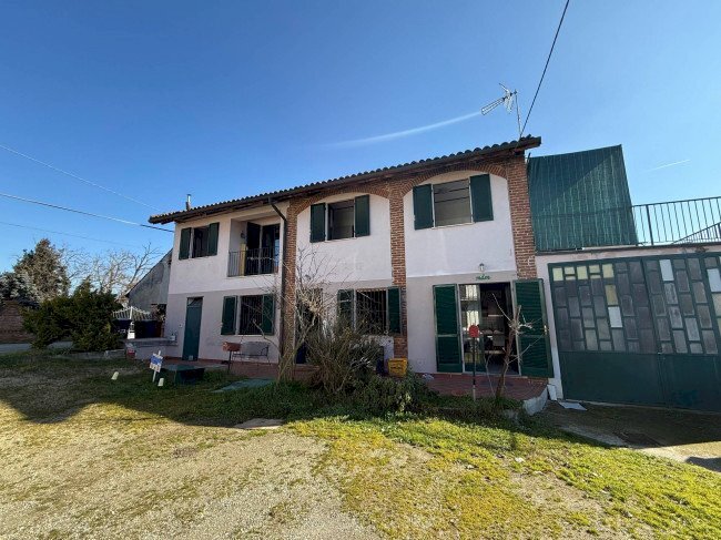 casa indipendente in vendita ad Asti