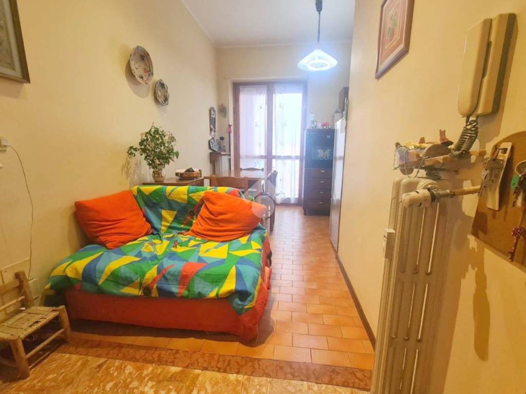 appartamento in vendita ad Asti in zona Castiglione