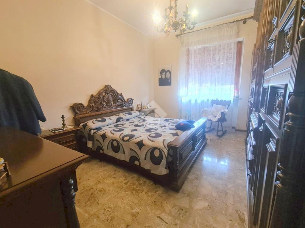 appartamento in vendita ad Asti in zona Pilone