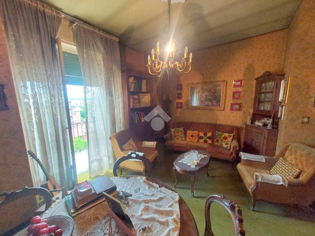 appartamento in vendita ad Asti in zona Palucco