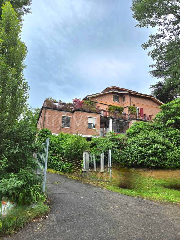 appartamento in vendita ad Asti in zona Madonna di Viatosto