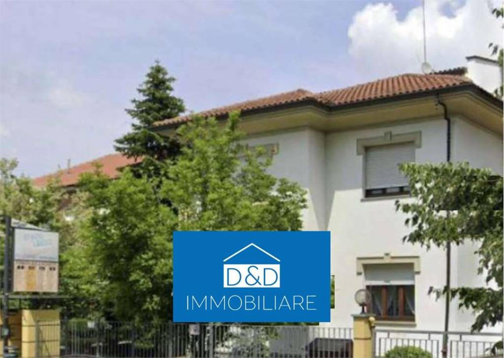 casa indipendente in vendita ad Asti in zona Corso Dante