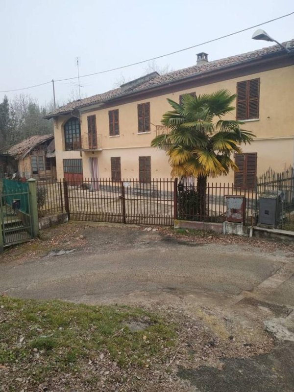casale in vendita ad Asti