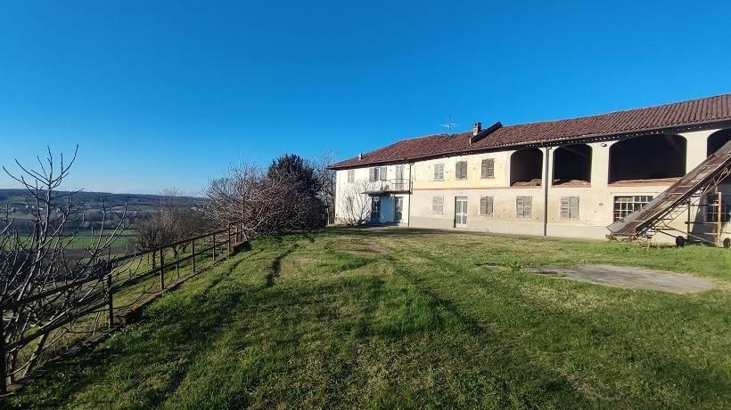casa indipendente in vendita ad Asti
