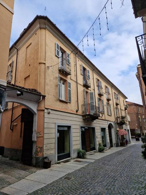 appartamento in vendita ad Asti in zona Centro Città
