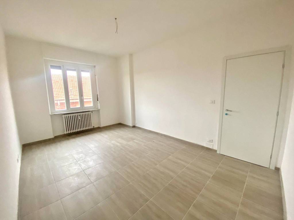appartamento in vendita ad Asti in zona Bramairate