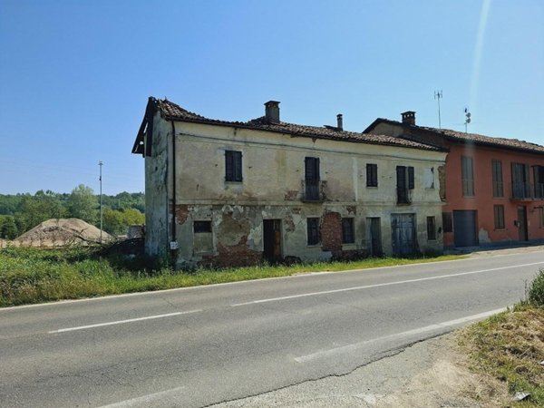 casa indipendente in vendita ad Asti