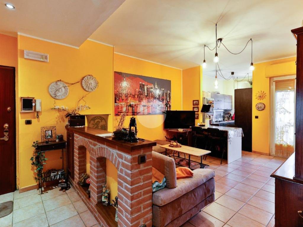 appartamento in vendita ad Asti in zona Variglie