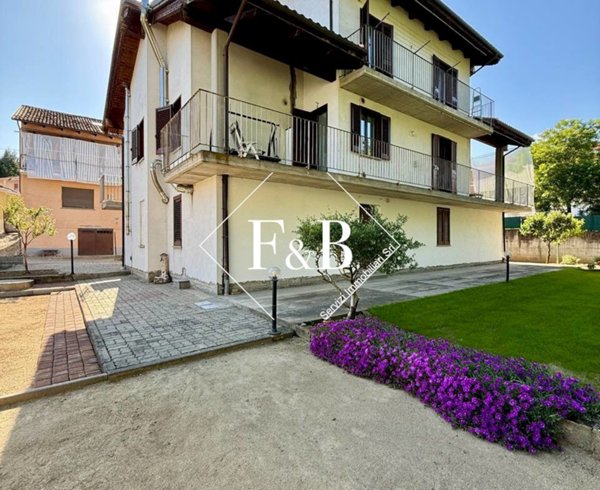 casa indipendente in vendita ad Asti in zona Valmanera