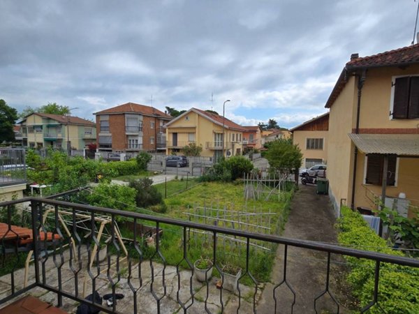 casa indipendente in vendita ad Asti in zona Centro Città