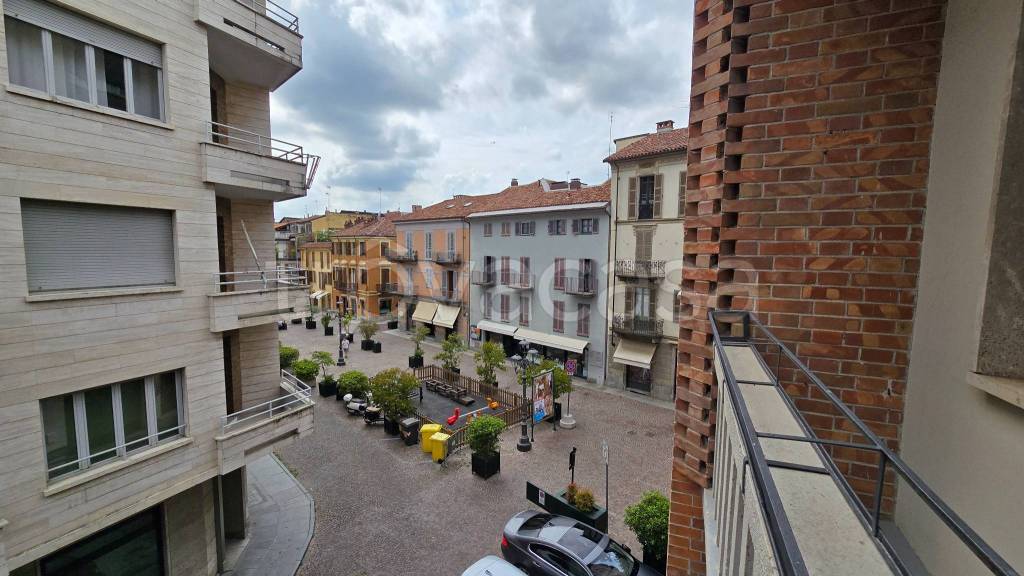appartamento in vendita ad Asti in zona Centro Città