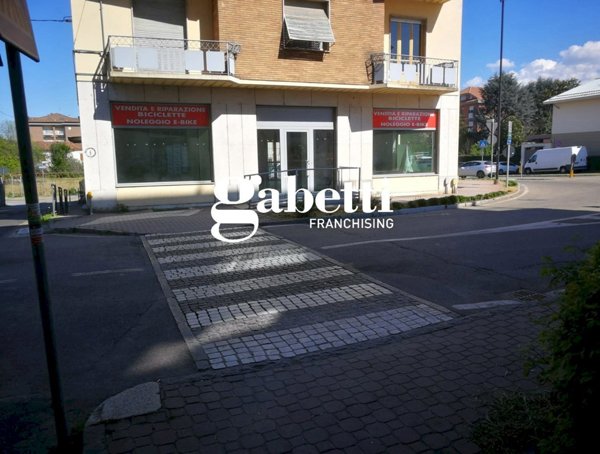 negozio in vendita ad Asti in zona Trincere