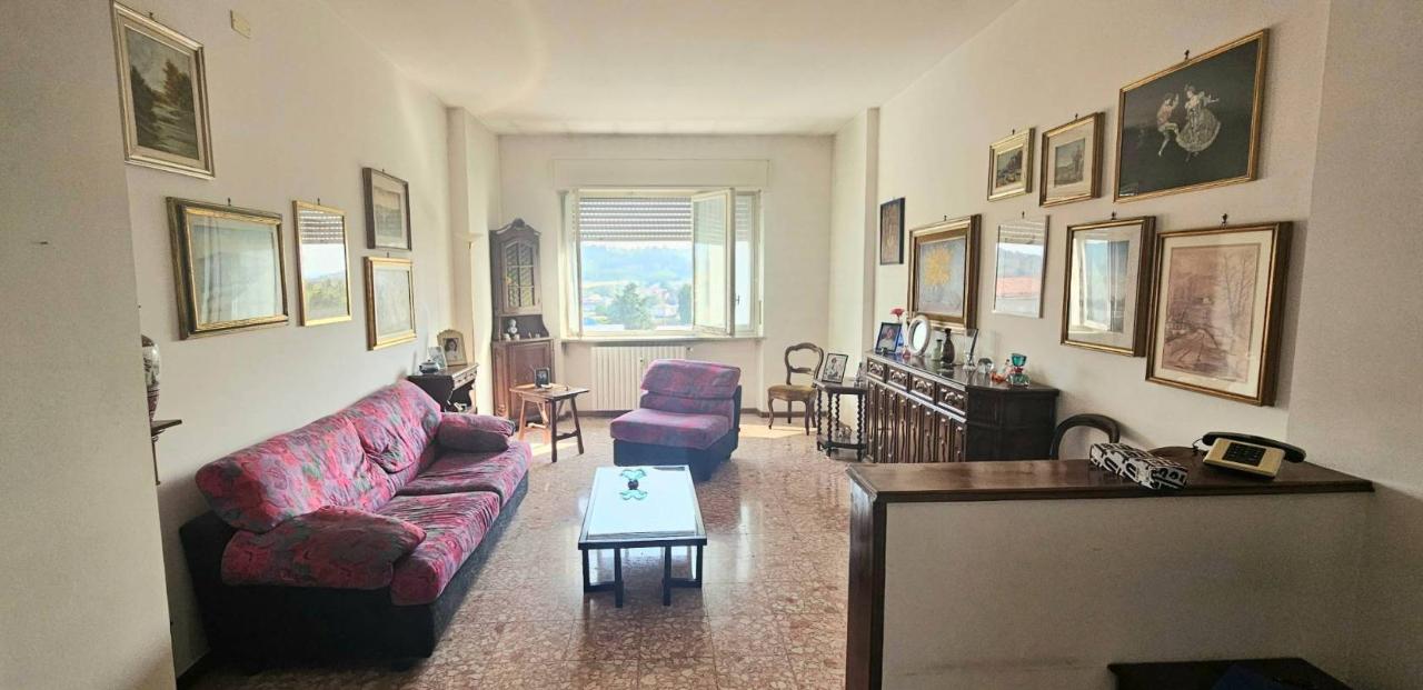 appartamento in vendita ad Asti in zona Bramairate