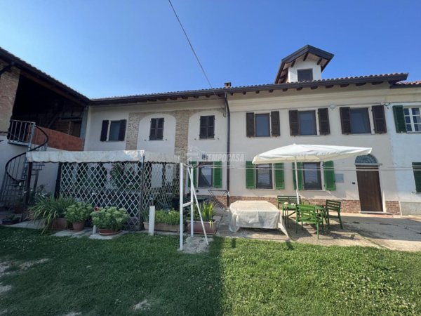 casa indipendente in vendita ad Asti