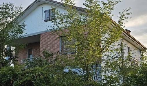 casa indipendente in vendita ad Asti in zona Sessant