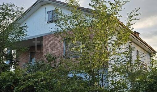 casa indipendente in vendita ad Asti in zona Sessant