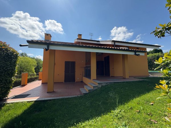 casa indipendente in vendita ad Asti