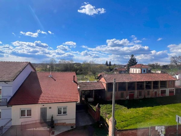 appartamento in vendita ad Asti in zona Vaglierano