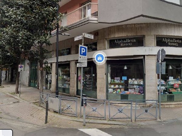 negozio in vendita ad Asti