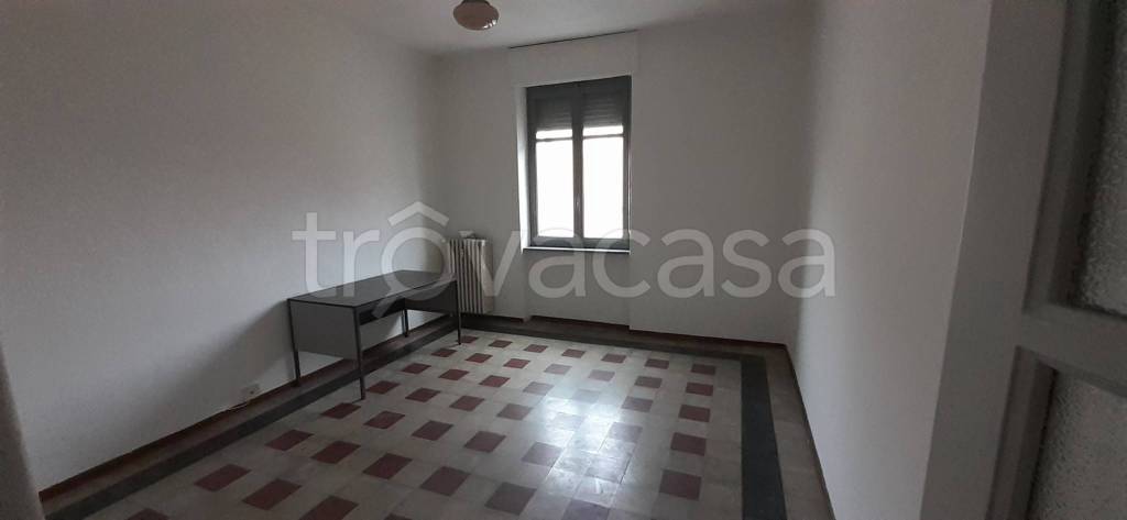 appartamento in vendita ad Asti in zona Olivero