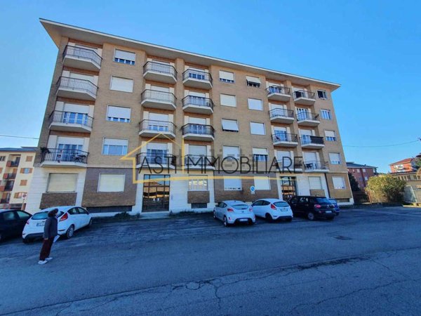 appartamento in vendita ad Asti in zona Centro Città