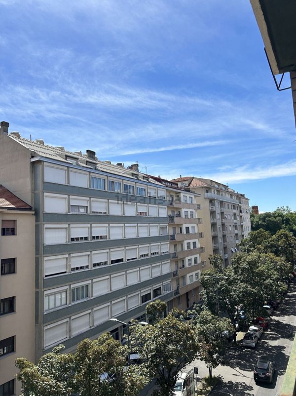 appartamento in vendita ad Asti in zona Quarto