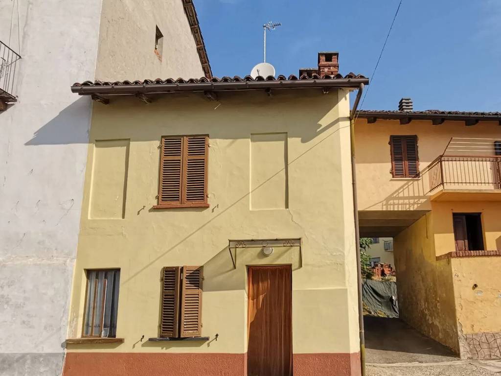 casa indipendente in vendita ad Asti in zona San Marzanotto Piana