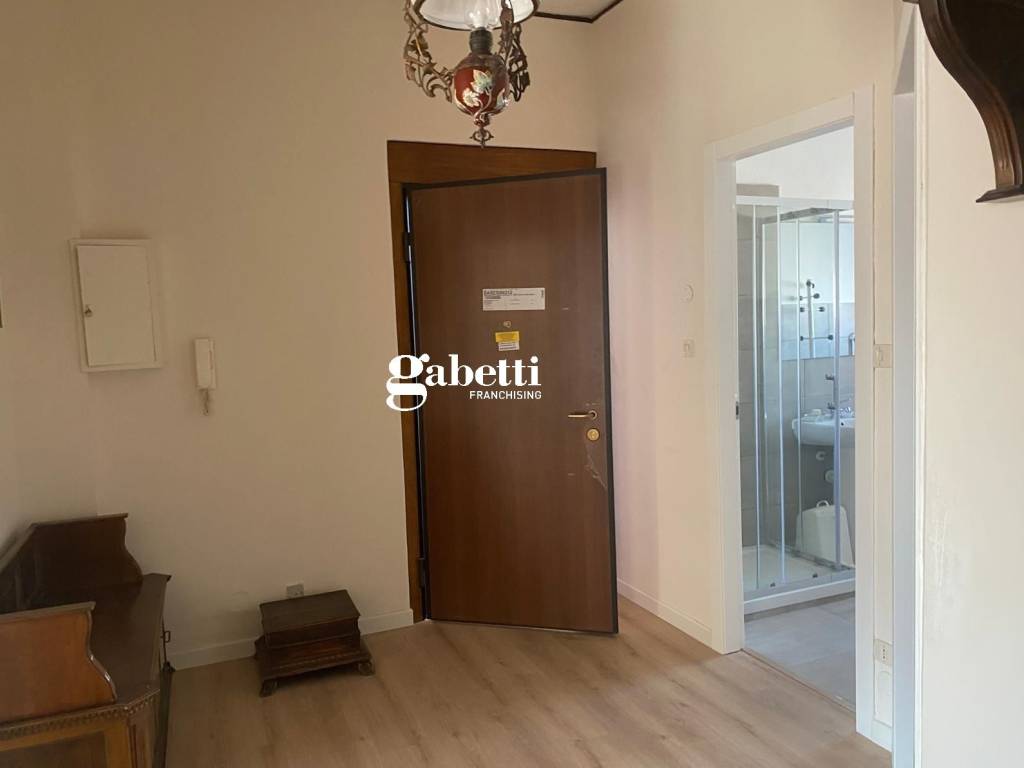 appartamento in vendita ad Asti in zona Quarto