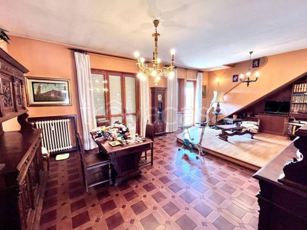 appartamento in vendita ad Asti in zona Quarto