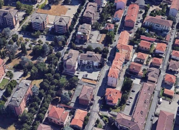 negozio in vendita ad Asti
