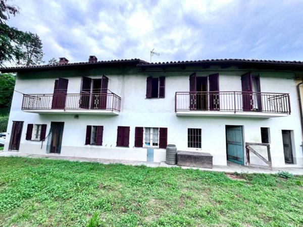 casale in vendita ad Asti in zona Casabianca