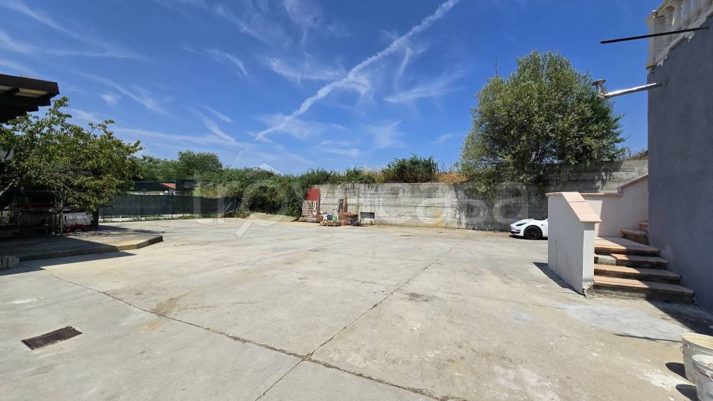 casa indipendente in vendita ad Asti in zona Torretta