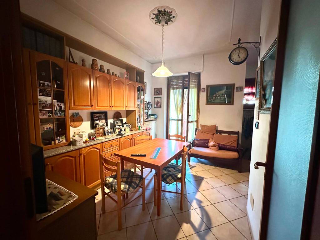 appartamento in vendita ad Asti in zona Palucco