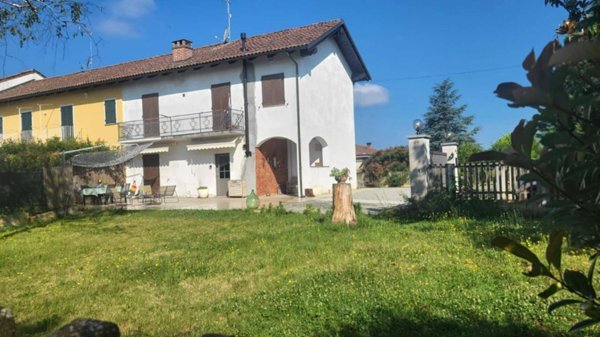 casa indipendente in vendita ad Asti