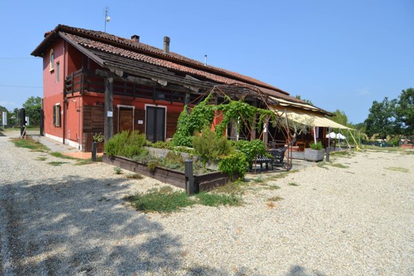 locale di sgombero in vendita ad Asti in zona Quarto