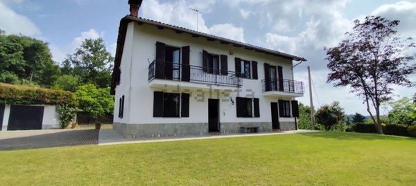casa indipendente in vendita ad Asti