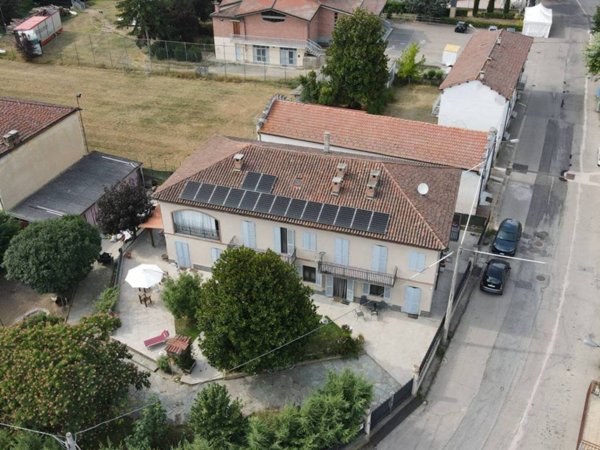 casa indipendente in vendita ad Asti in zona Valenzani