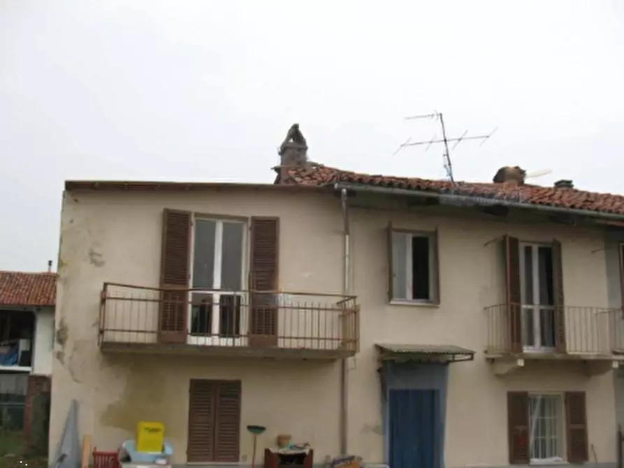 casa indipendente in vendita ad Asti in zona Sessant