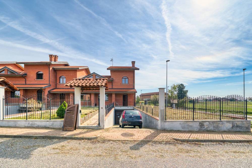 casa indipendente in vendita ad Asti