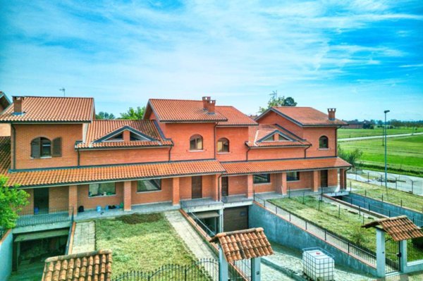 casa indipendente in vendita ad Asti