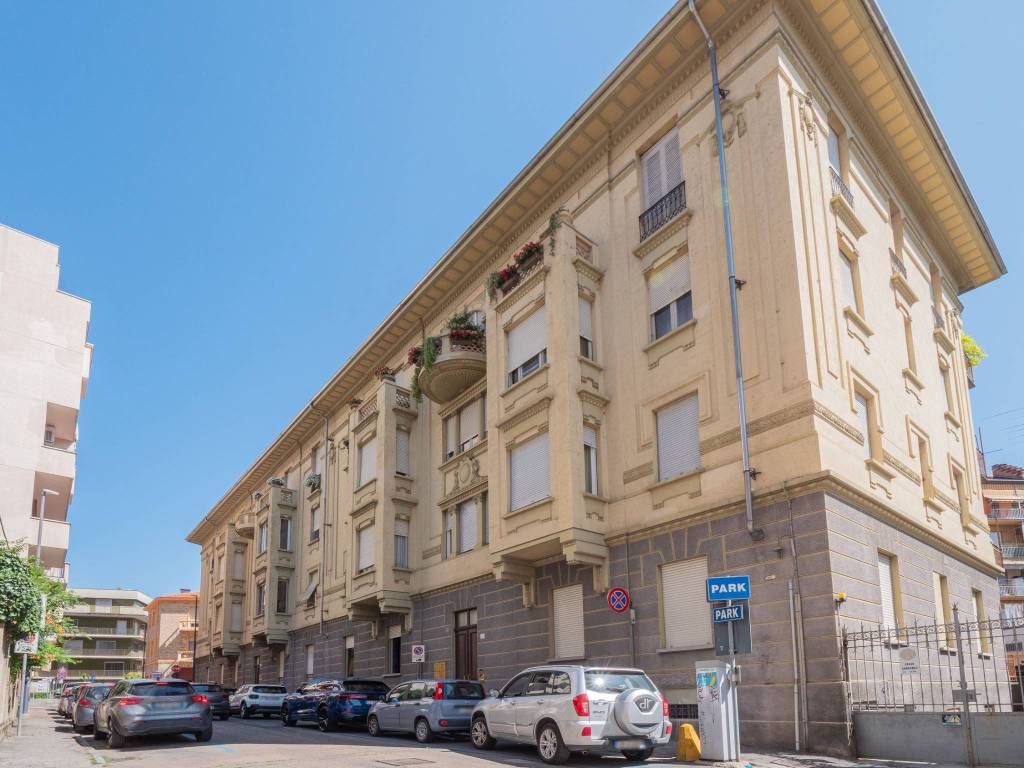 appartamento in vendita ad Asti