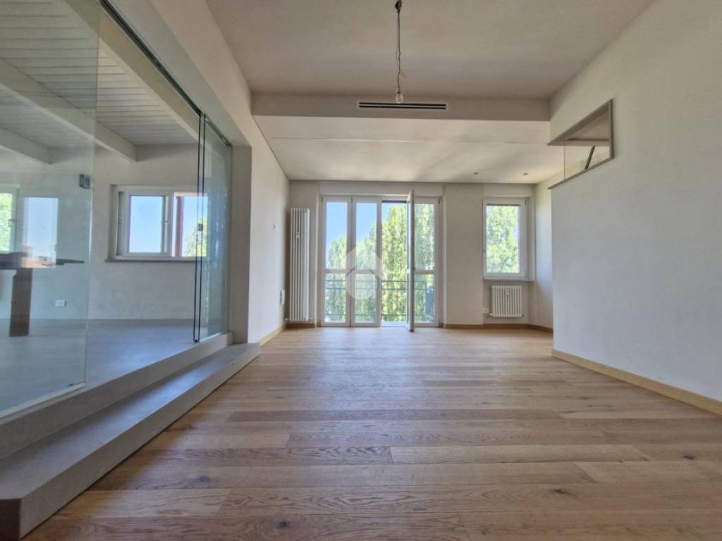 appartamento in vendita ad Asti in zona Bramairate