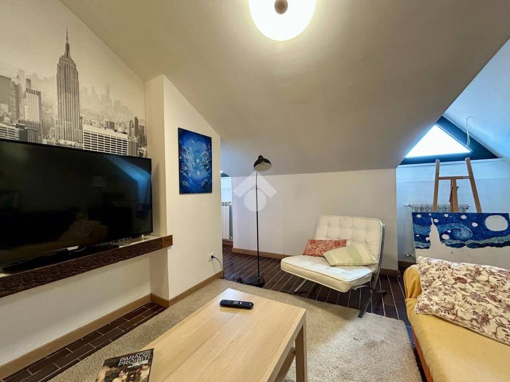 appartamento in vendita ad Asti in zona Corso Dante