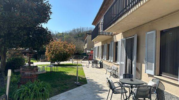 casa indipendente in vendita ad Asti in zona Valenzani