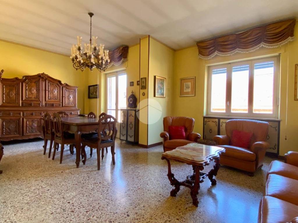 appartamento in vendita ad Asti in zona Centro Città