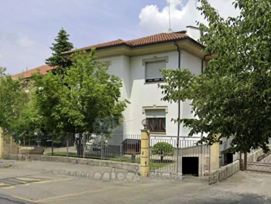 casa indipendente in vendita ad Asti in zona Corso Dante