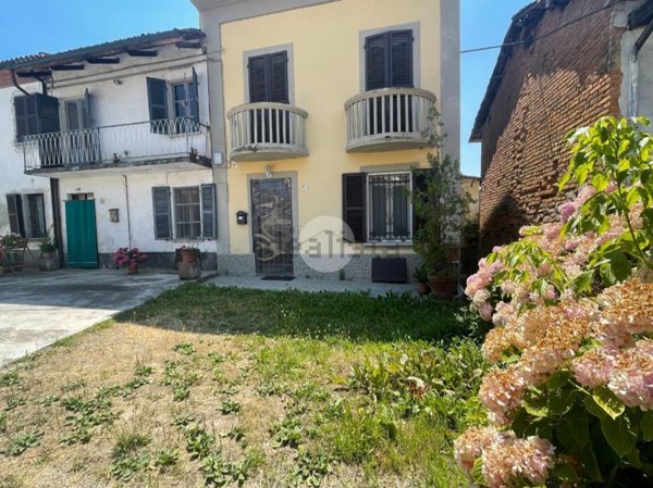 casa semindipendente in vendita ad Asti in zona San Marzanotto
