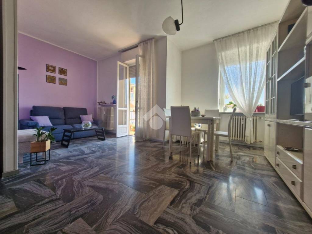 appartamento in vendita ad Asti in zona Palucco